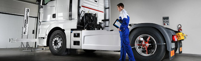 trucks-auto-glass-02.jpg